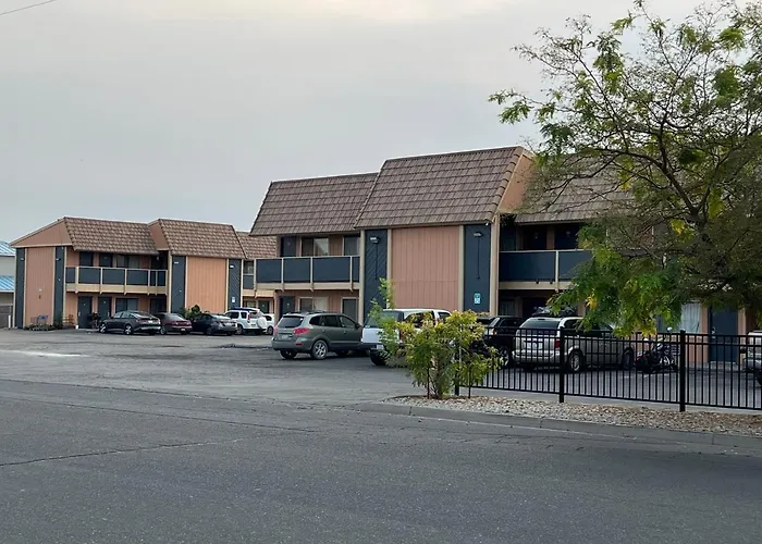 Budget Inn